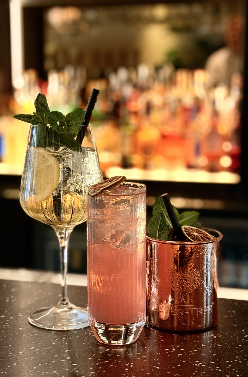Borrelen bij Gouds Glas, cocktails aan de bar Gouda
